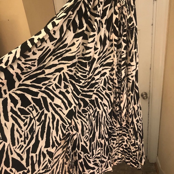 Zebra print H&M Dress - Picture 3 of 4